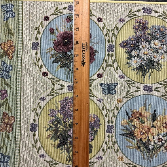 Butterfly Floral Tapestry Placemat by Lena Liu Daisy, Set Of 10 Made In USA - Picture 9 of 14